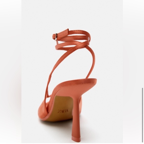 ✨SALE✨ ZARA MESH HEELED SANDALS✨SALE✨ - Picture 6 of 11